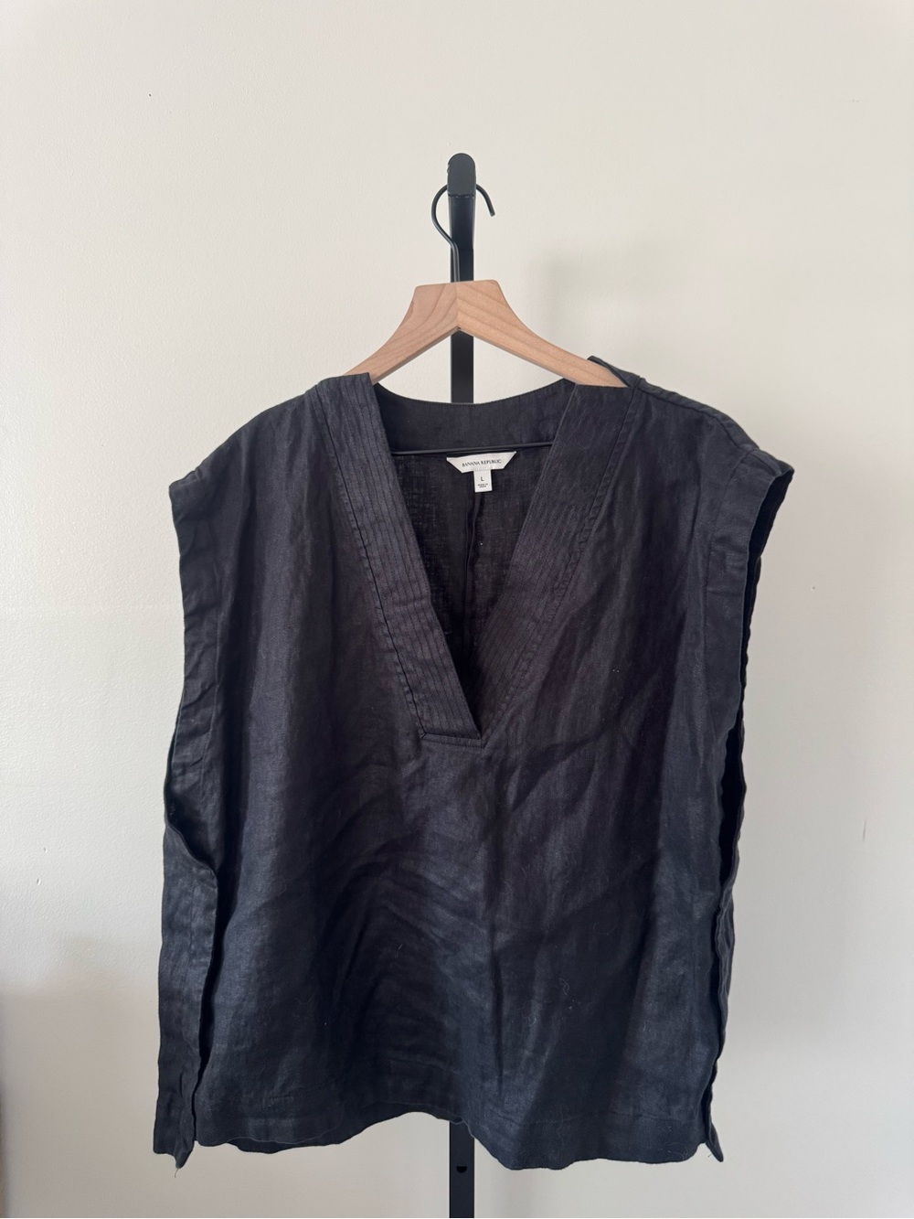 Banana Republic Black Linen V-Neck Tunic 100% Linen